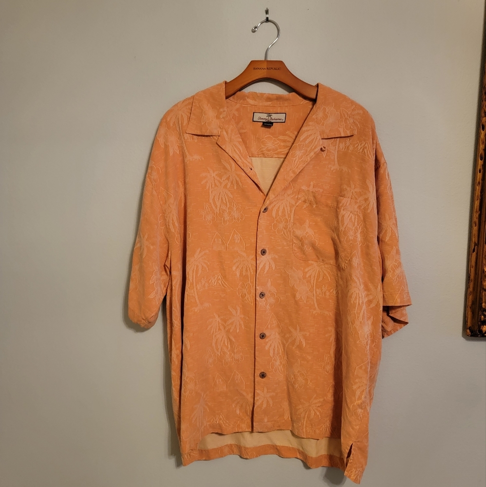 Tommy Bahama men's shirt